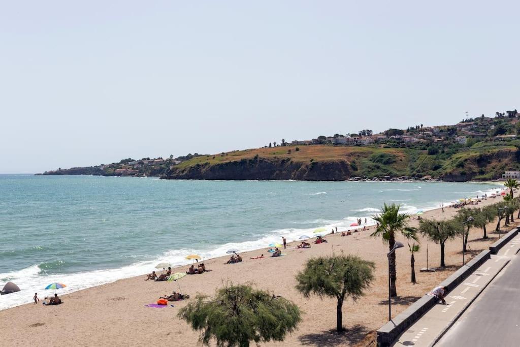 La Casa Sul Mare Villa Аньоне Бани Екстериор снимка